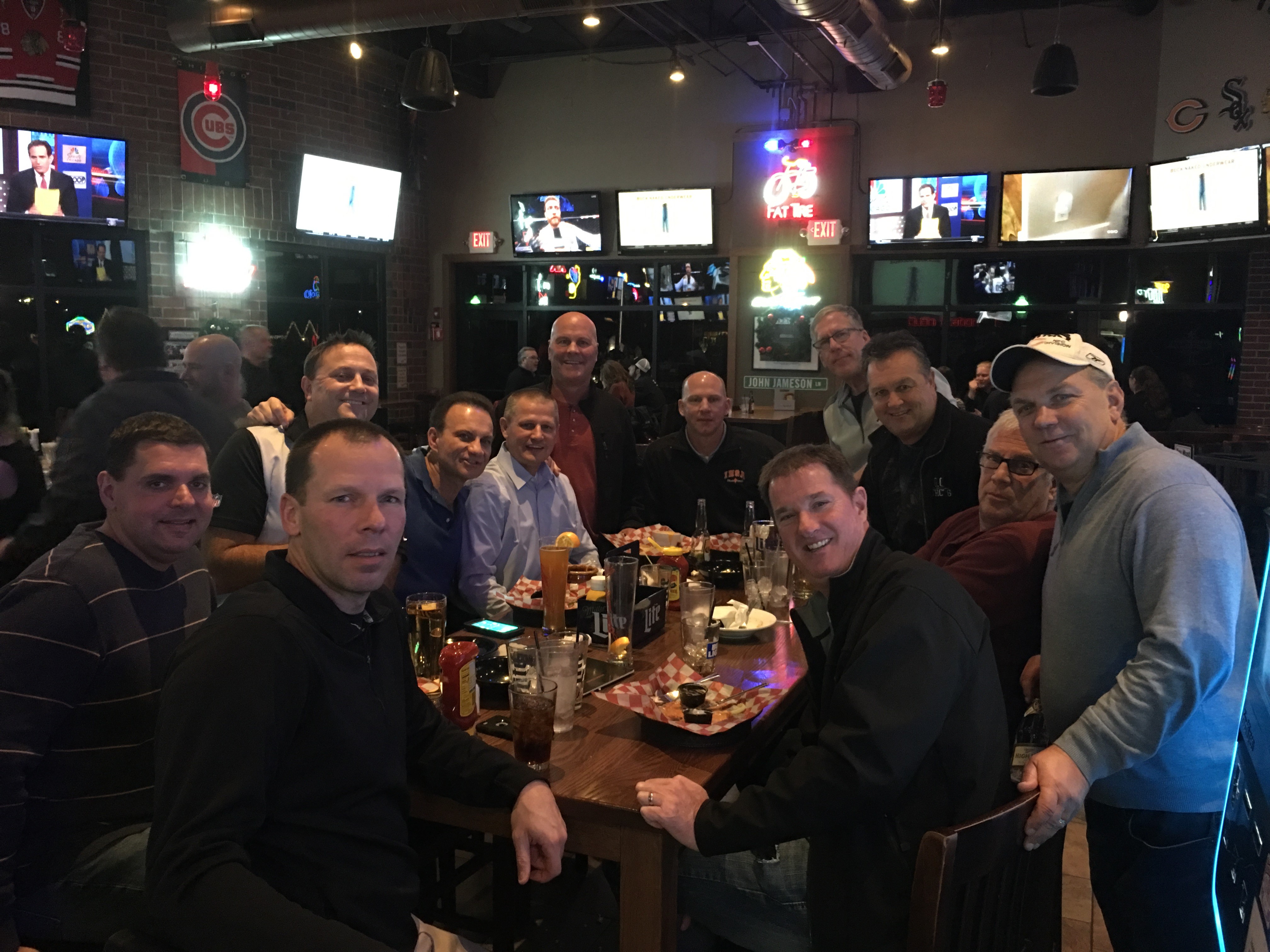 FVOA members at Rookies on Friday 12/1 after our games.